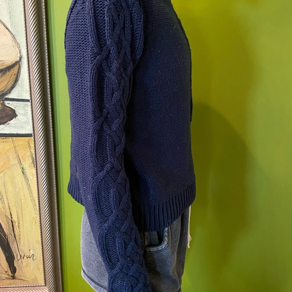 Hinge Nordstrom Navy cable knit sweater - Picture 2 of 6